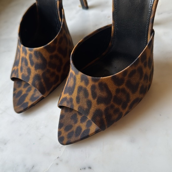 SAINT LAURENT LEOPARD PRINT GOLDIE MULES / HEELS - Picture 4 of 7